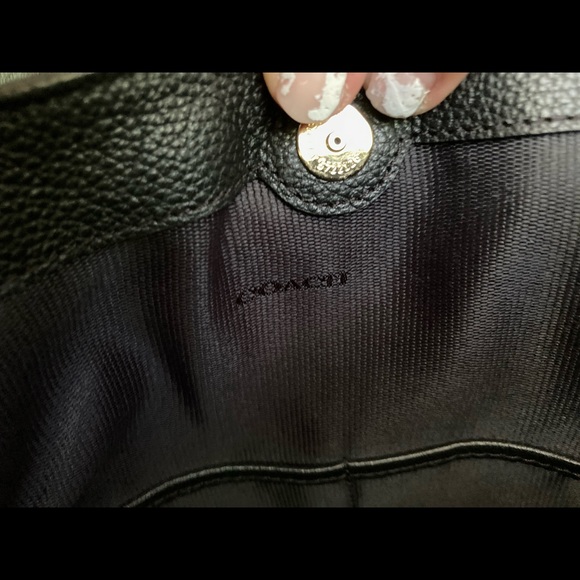 Authentic Coach Purse - Picture 3 of 4